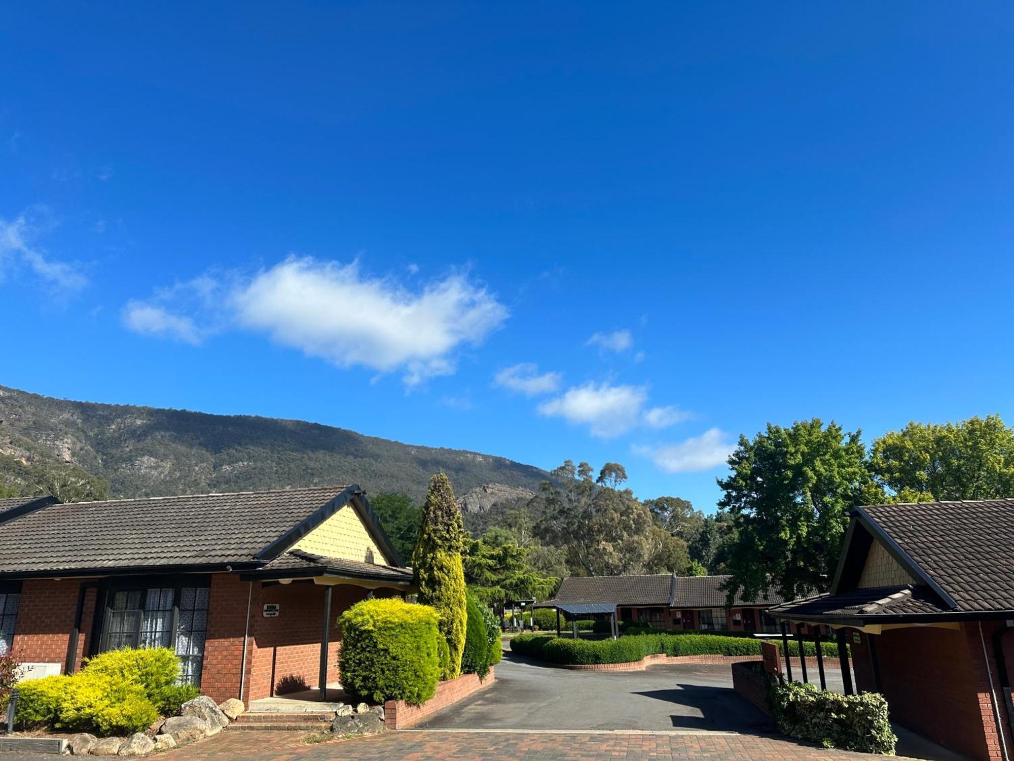 Golden Chain Country Plaza Motel Halls Gap Esterno foto