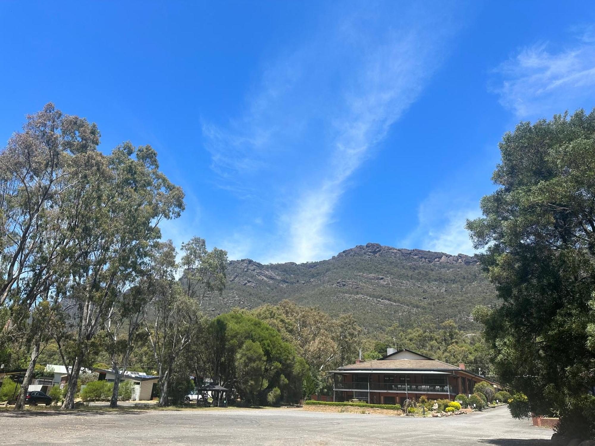 Golden Chain Country Plaza Motel Halls Gap Esterno foto