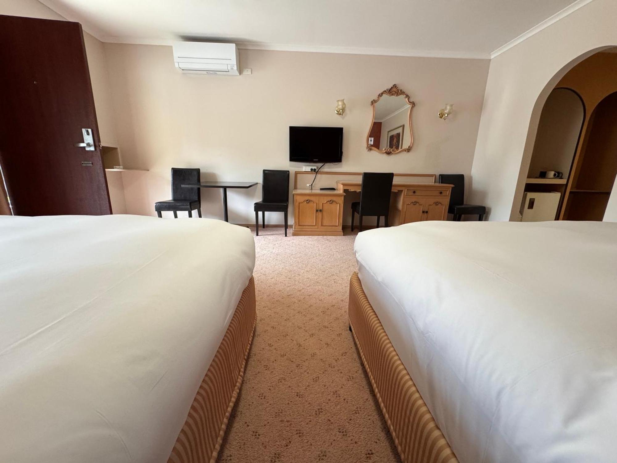 Golden Chain Country Plaza Motel Halls Gap Esterno foto